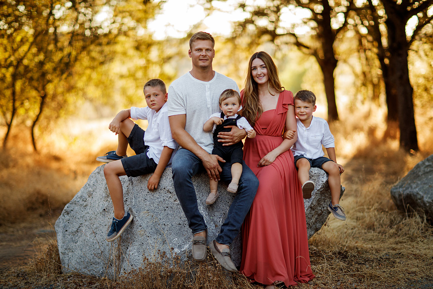 The Hayes Family - Hillcrest Portrait Session - Desere Wadsworth Photography