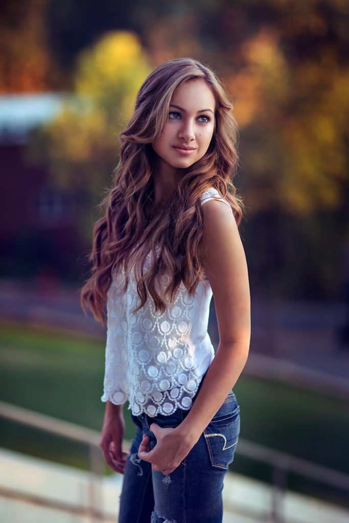 senior picture ideas for girls outfits