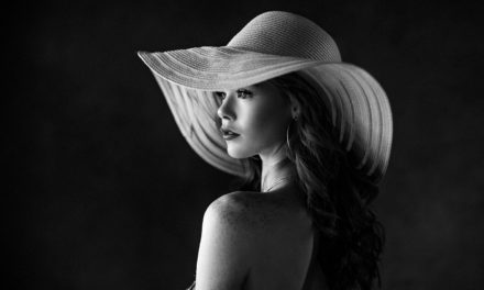 Black and White Portrait Photography [Ultimate Guide]